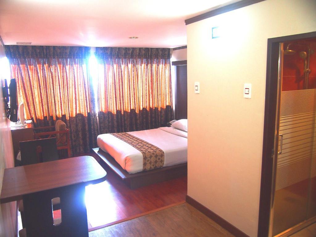 Dg Grami Hotel Paranaque City Quarto foto